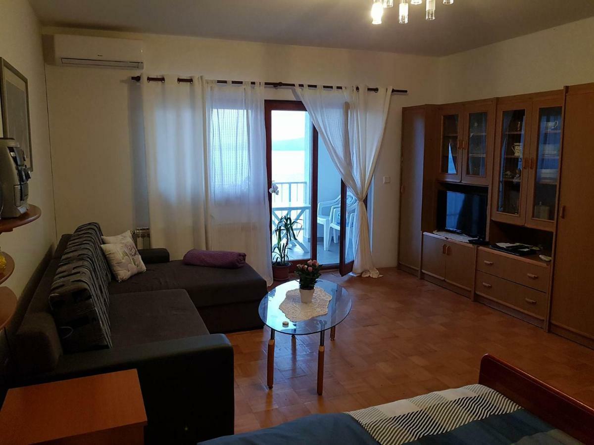 Apartman Ada Senj  Eksteriør bilde