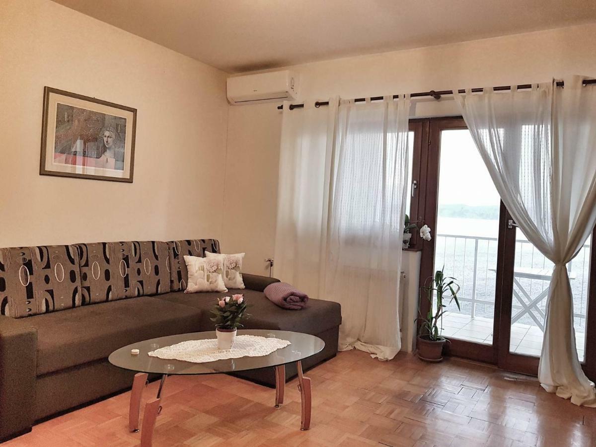 Apartman Ada Senj  Eksteriør bilde